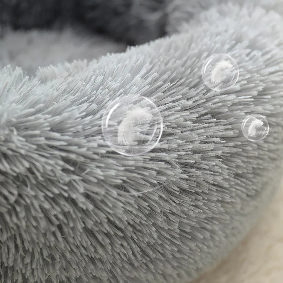Luxury Plush Calming Dog Donut Bed – Soft Round Donut Bed for Dogs and Cats